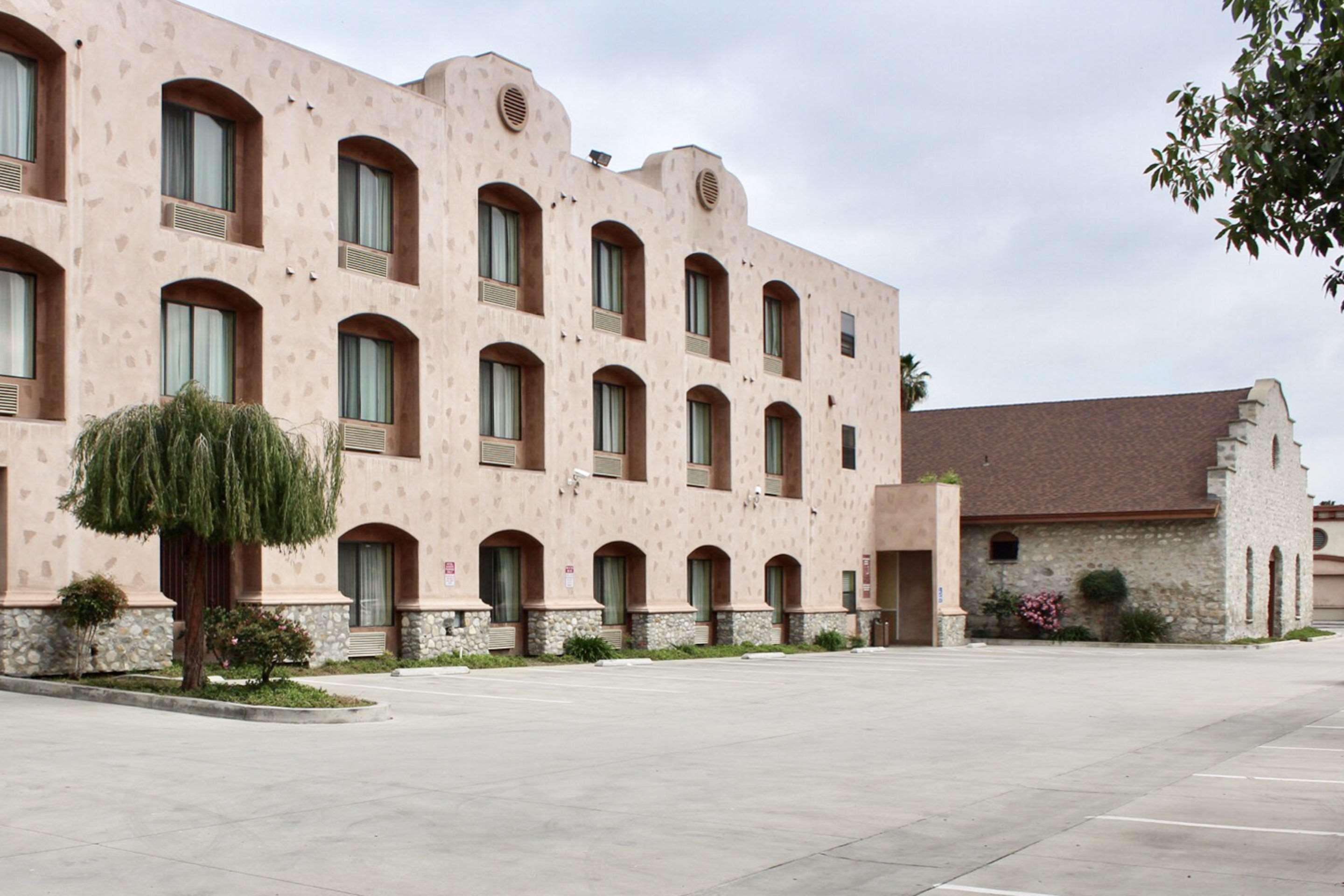 Comfort Inn Pomona Near Fairplex Εξωτερικό φωτογραφία