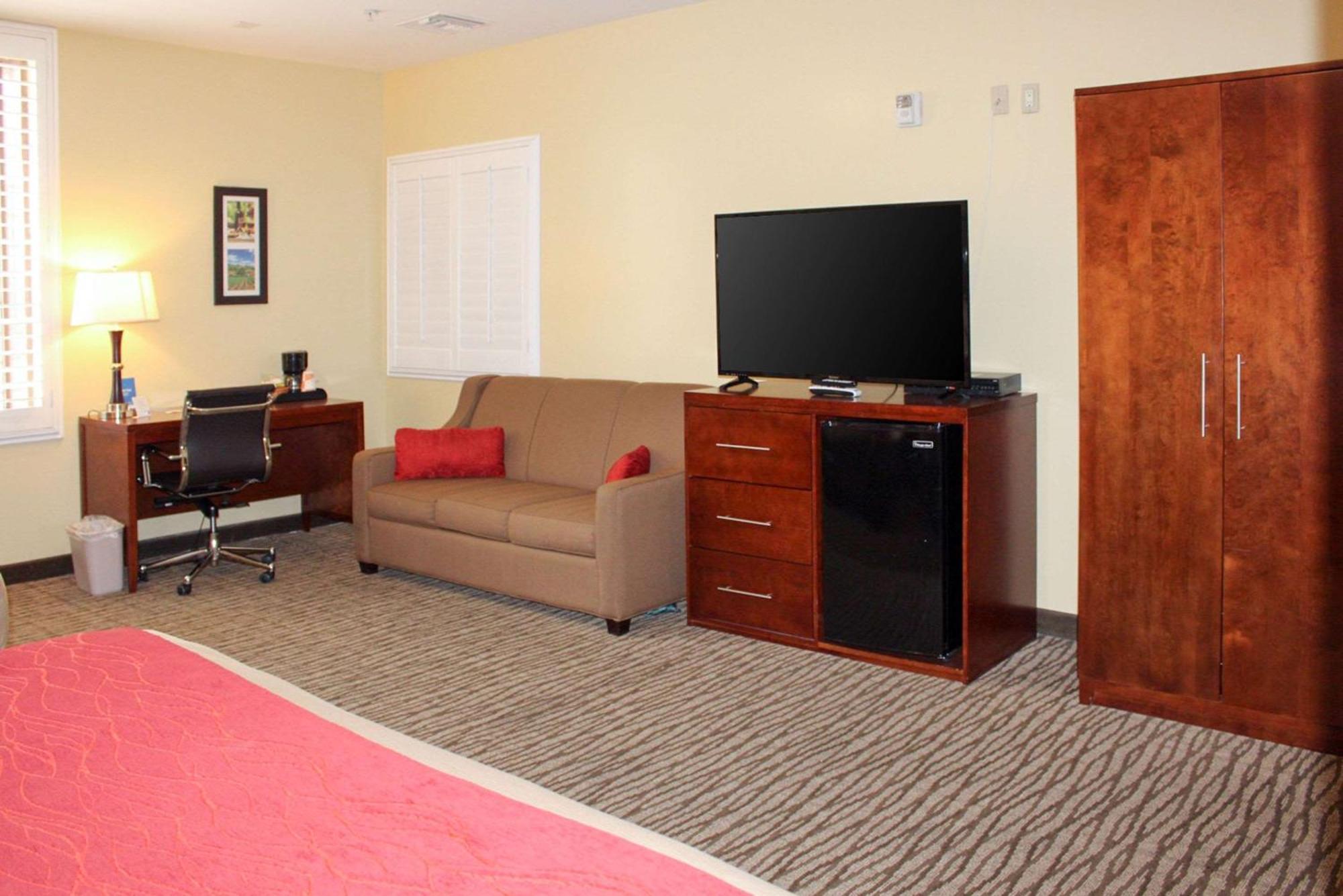 Comfort Inn Pomona Near Fairplex Εξωτερικό φωτογραφία