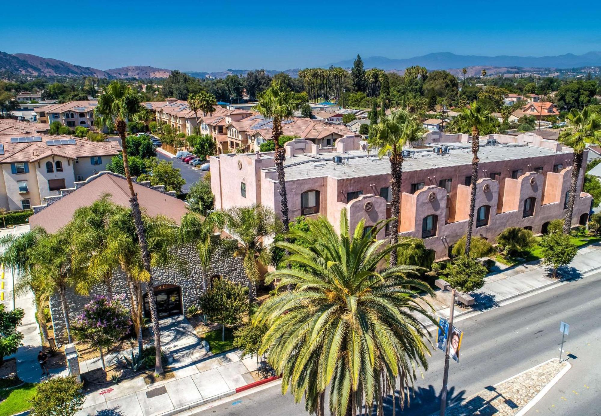 Comfort Inn Pomona Near Fairplex Εξωτερικό φωτογραφία